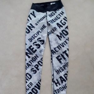 Cima activewear leggings - like new - one size fits all